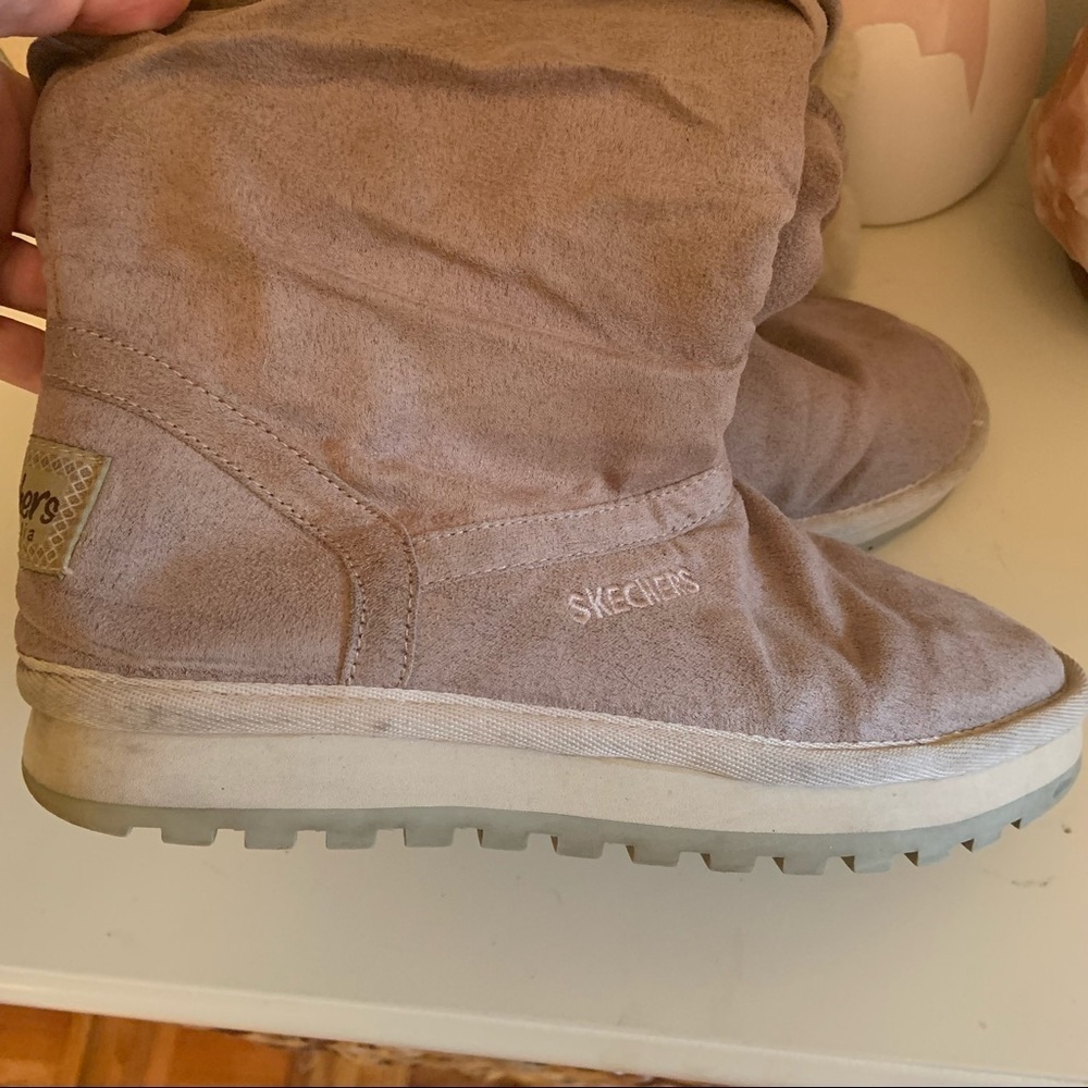 SKETCHERS beige faux suede size 7 women’s boots - Picture 7 of 10